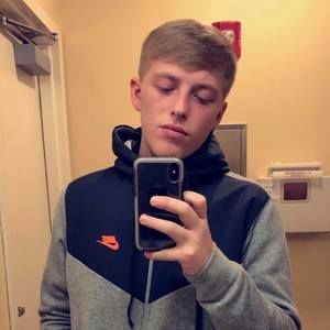 Meet your Posher, Riley